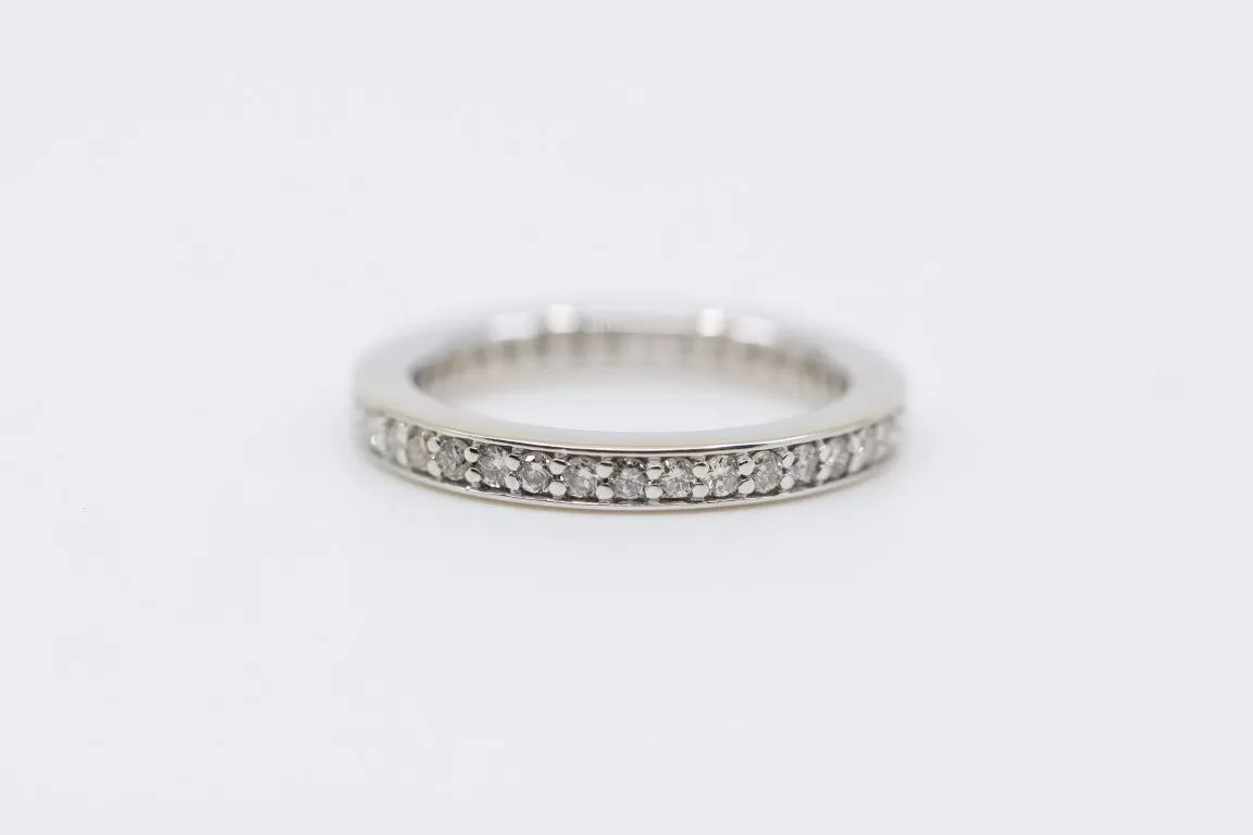 14k White Gold Diamond 0.36ctw Anniversary Ring (2.8g)