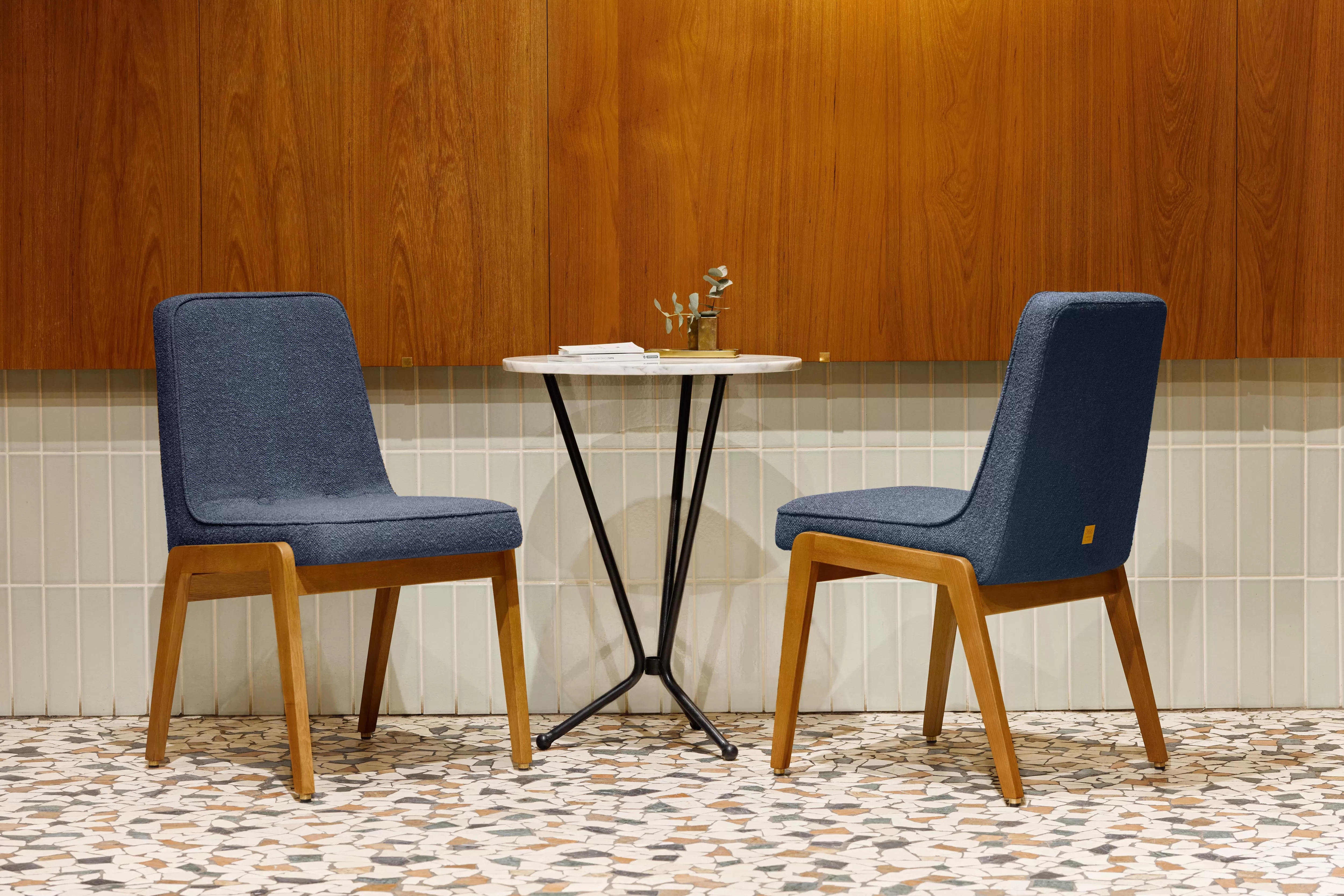 200-125 Vars Series Dining Chair - Mid Century Design