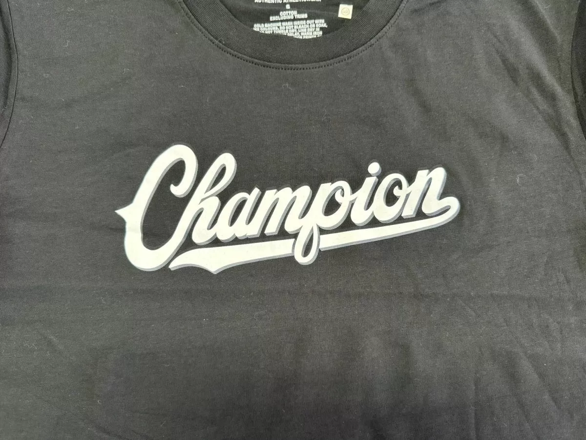 CHAMPION WOMEN'S GRAPHIC BLACK TEE